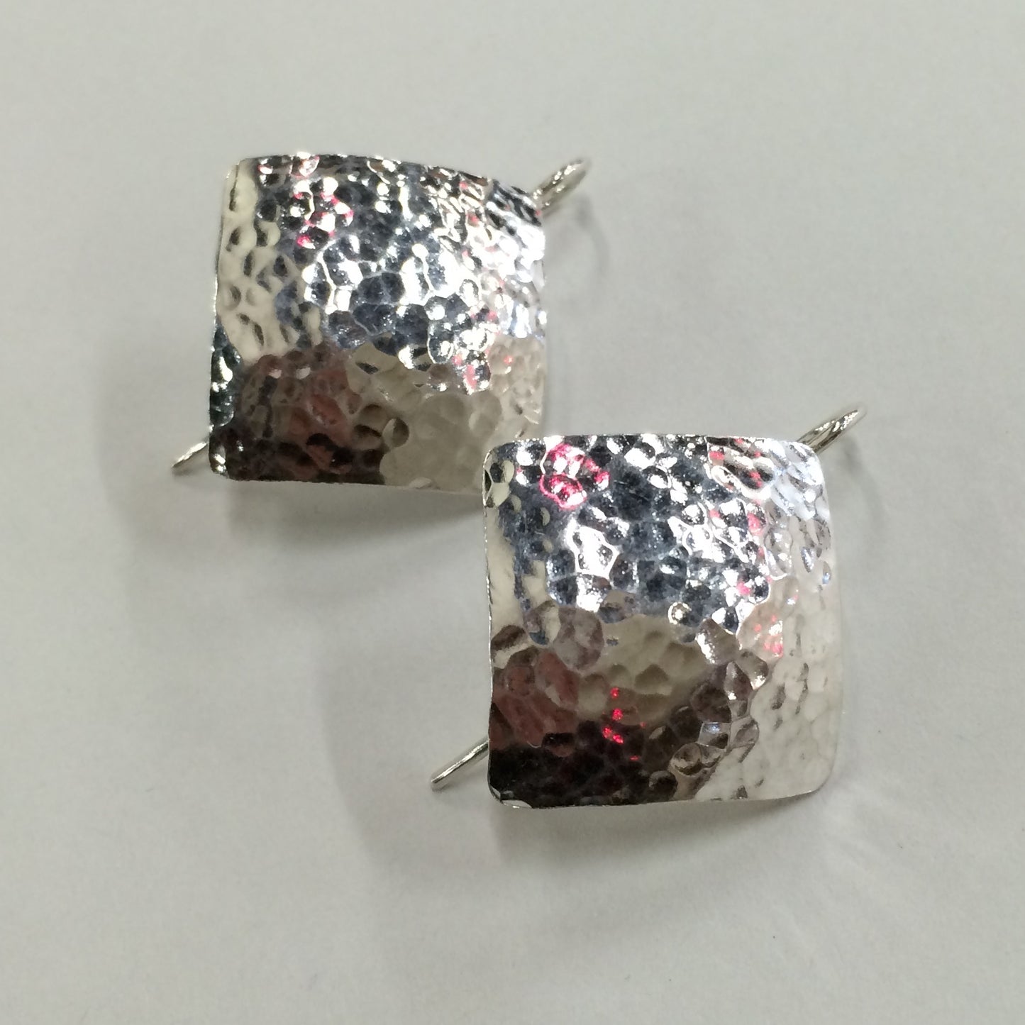 Ear Ring Hammered finish Sterling Silver 20mm Square